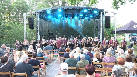 Kočevska godba (1)